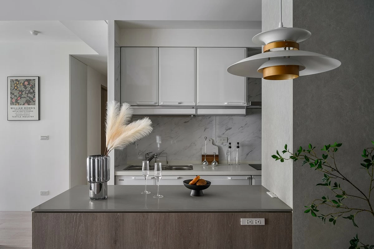 沉穩木質味_文青溫馨宅