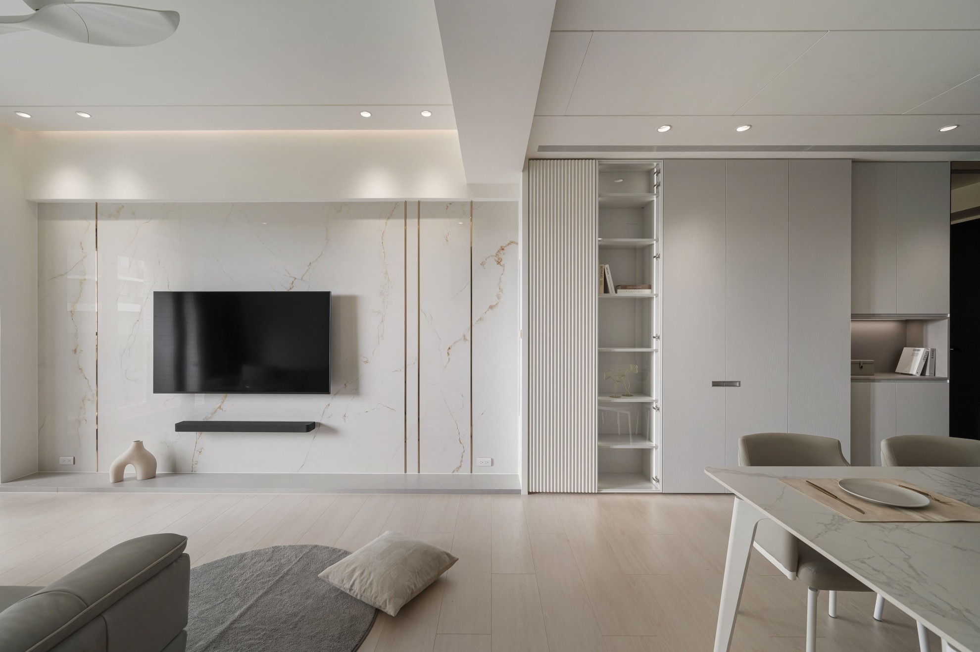 輕奢透亮_晨曦微光宅