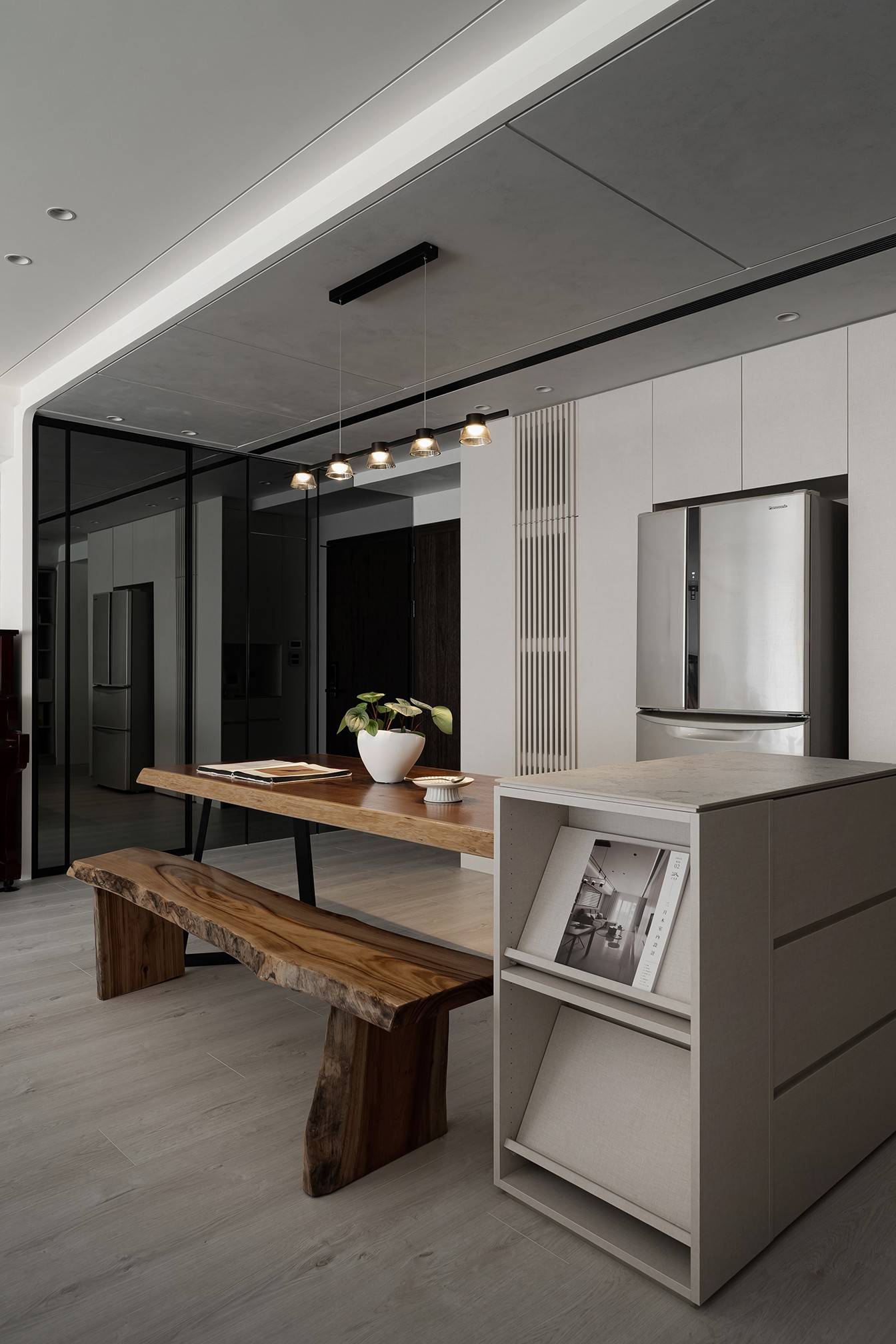 像藝廊的家_五口聚心文藝所 像藝廊的家_五口聚心文藝所