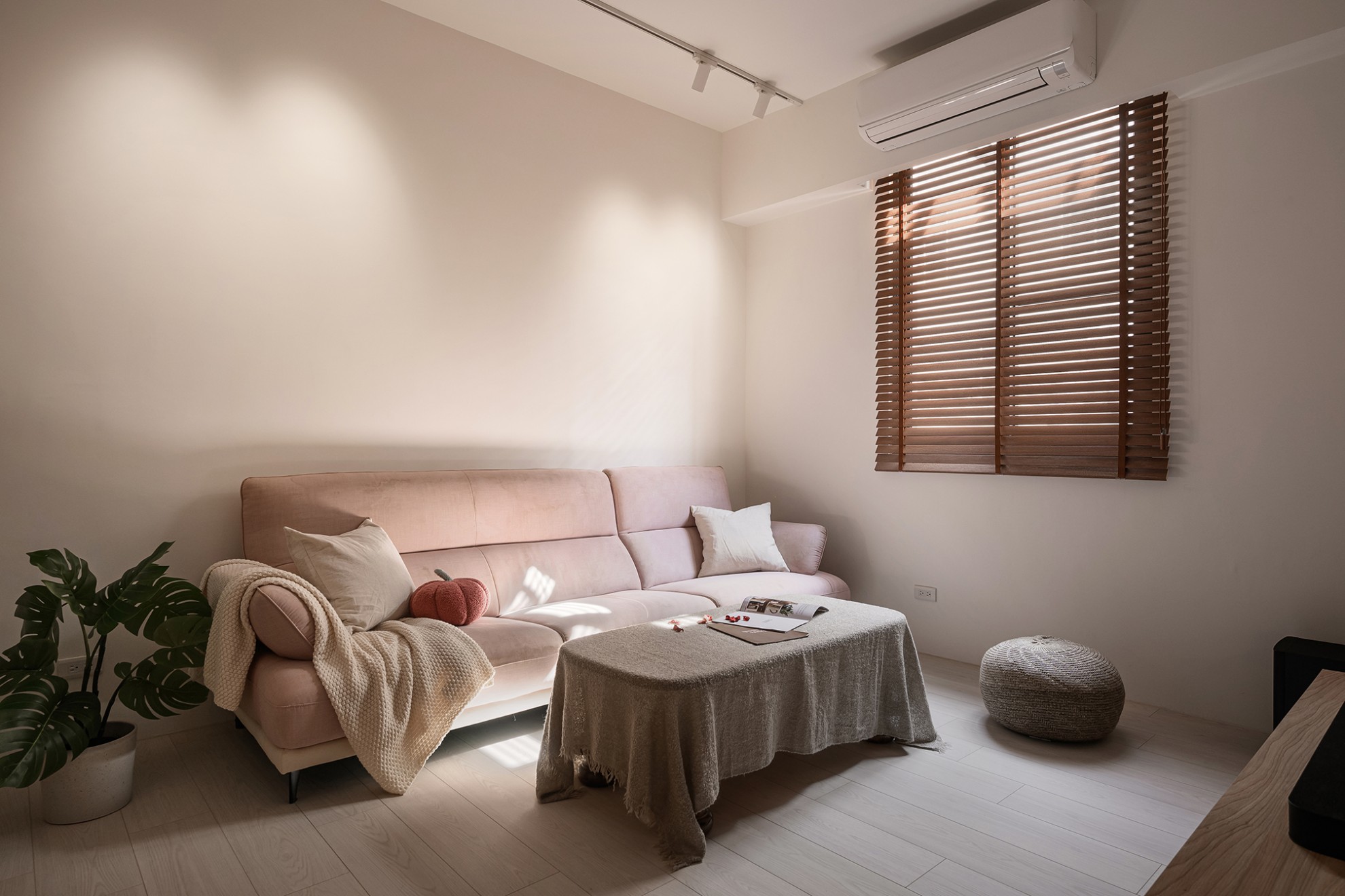 粉霧框景_五口甜蜜日常