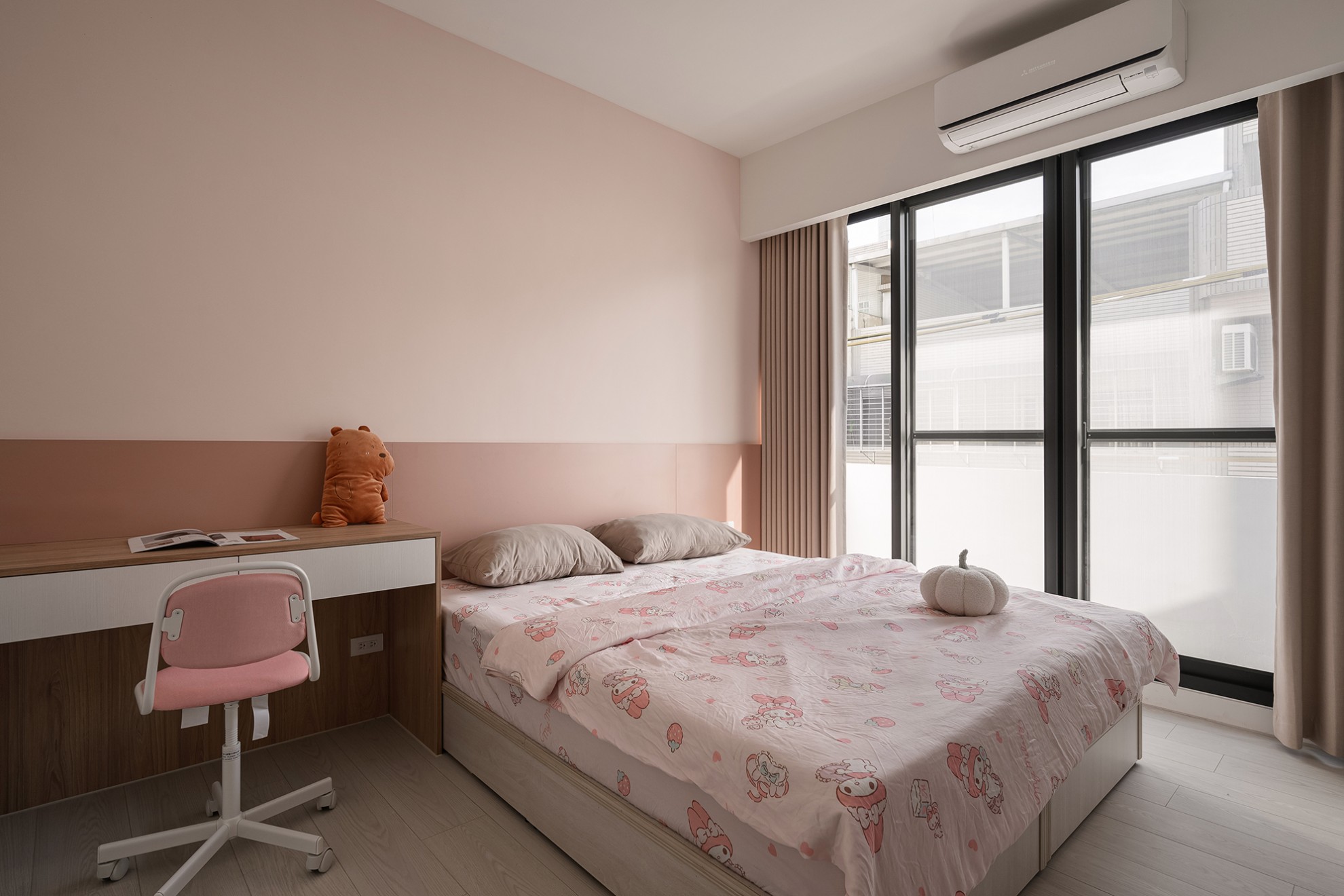 粉霧框景_五口甜蜜日常