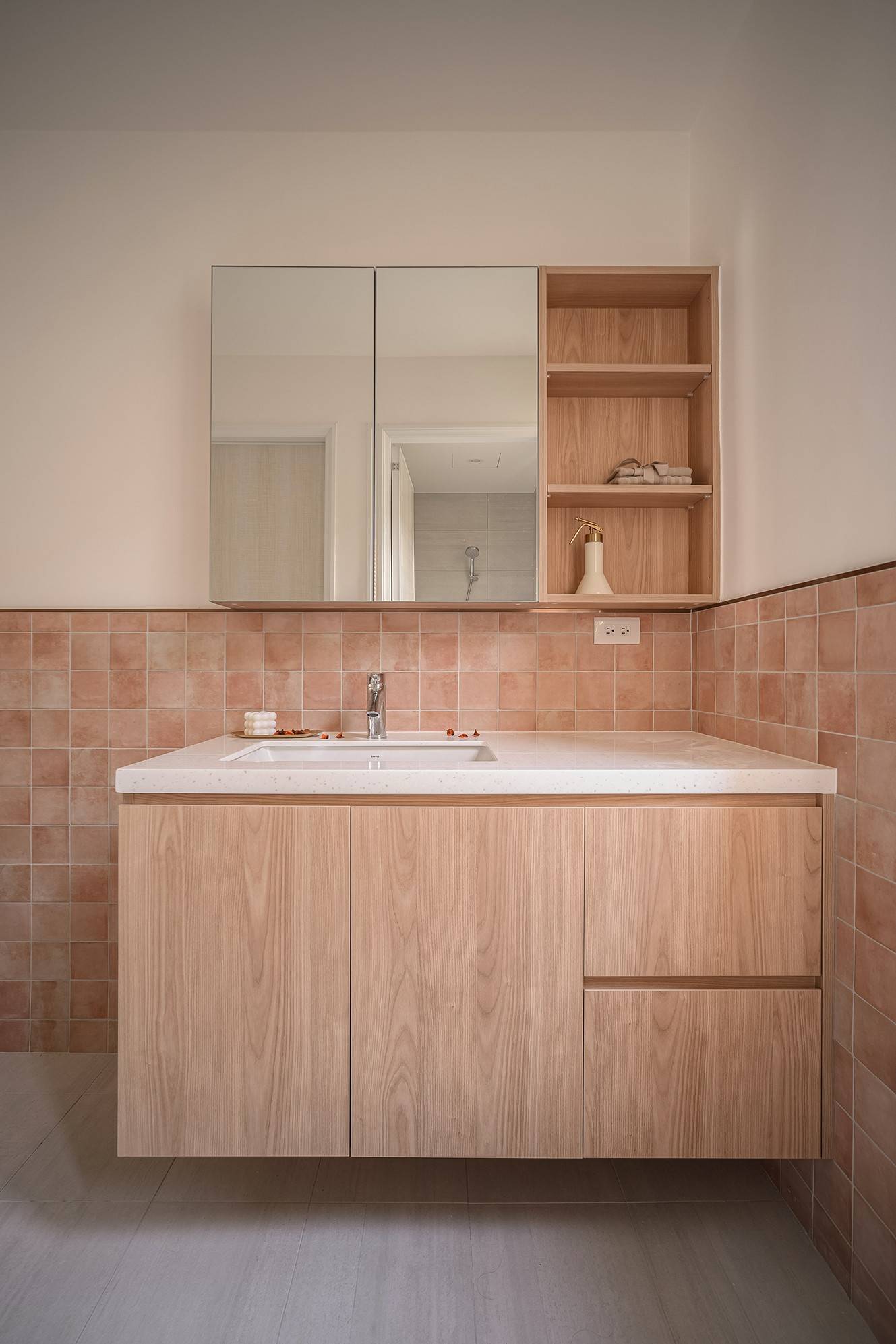 粉霧框景_五口甜蜜日常