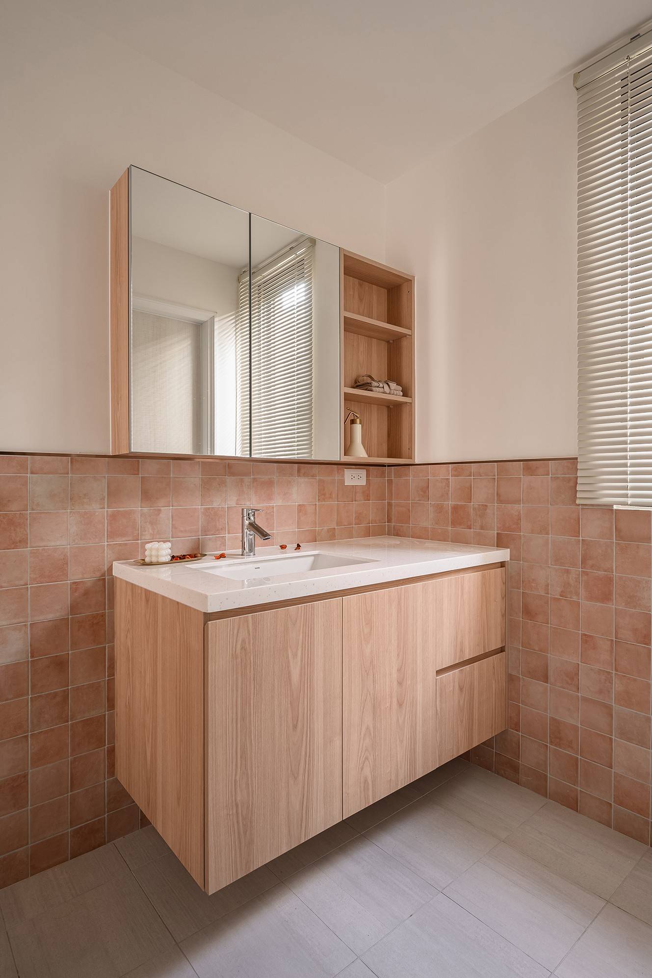 粉霧框景_五口甜蜜日常