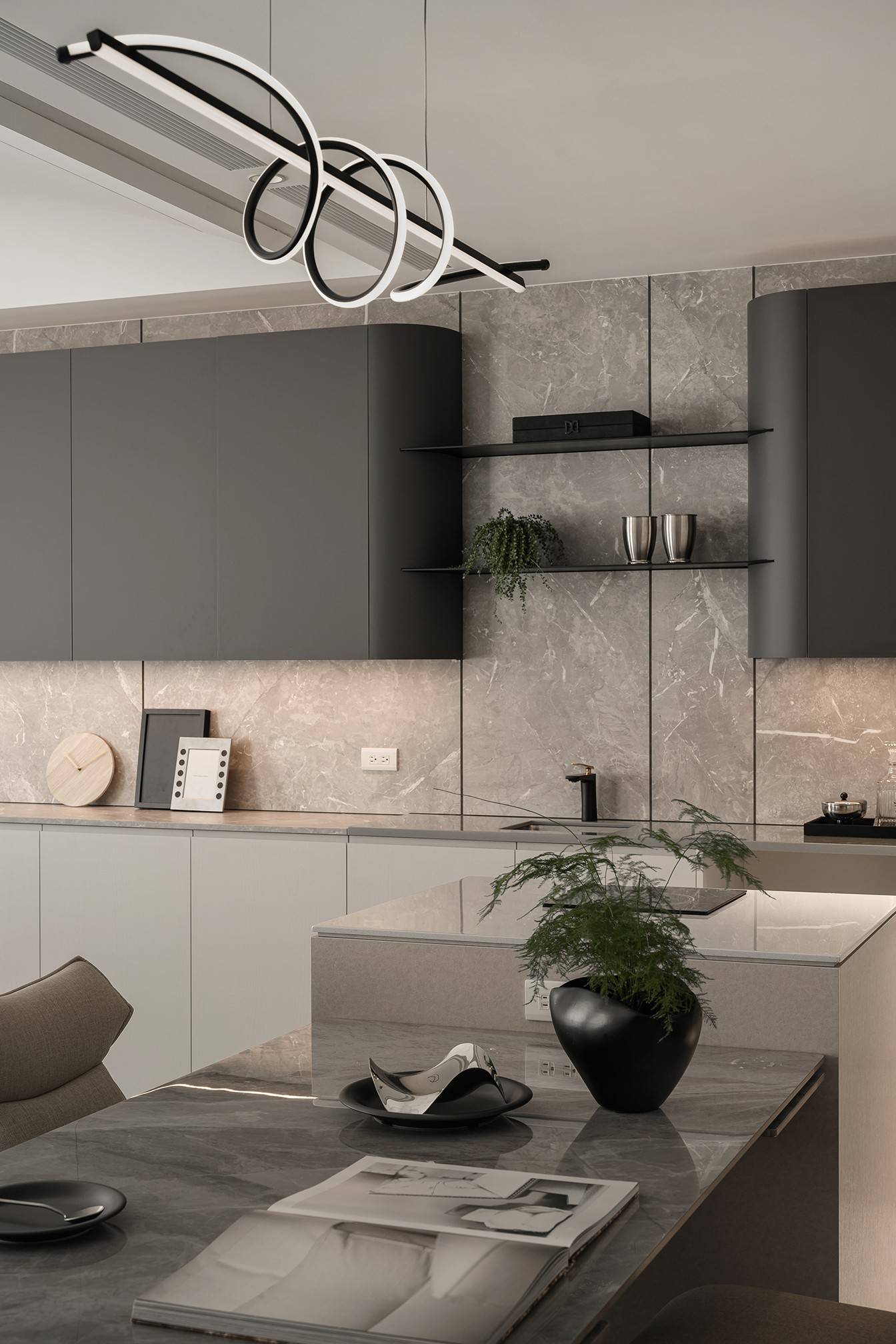 一屋三代_層居之所